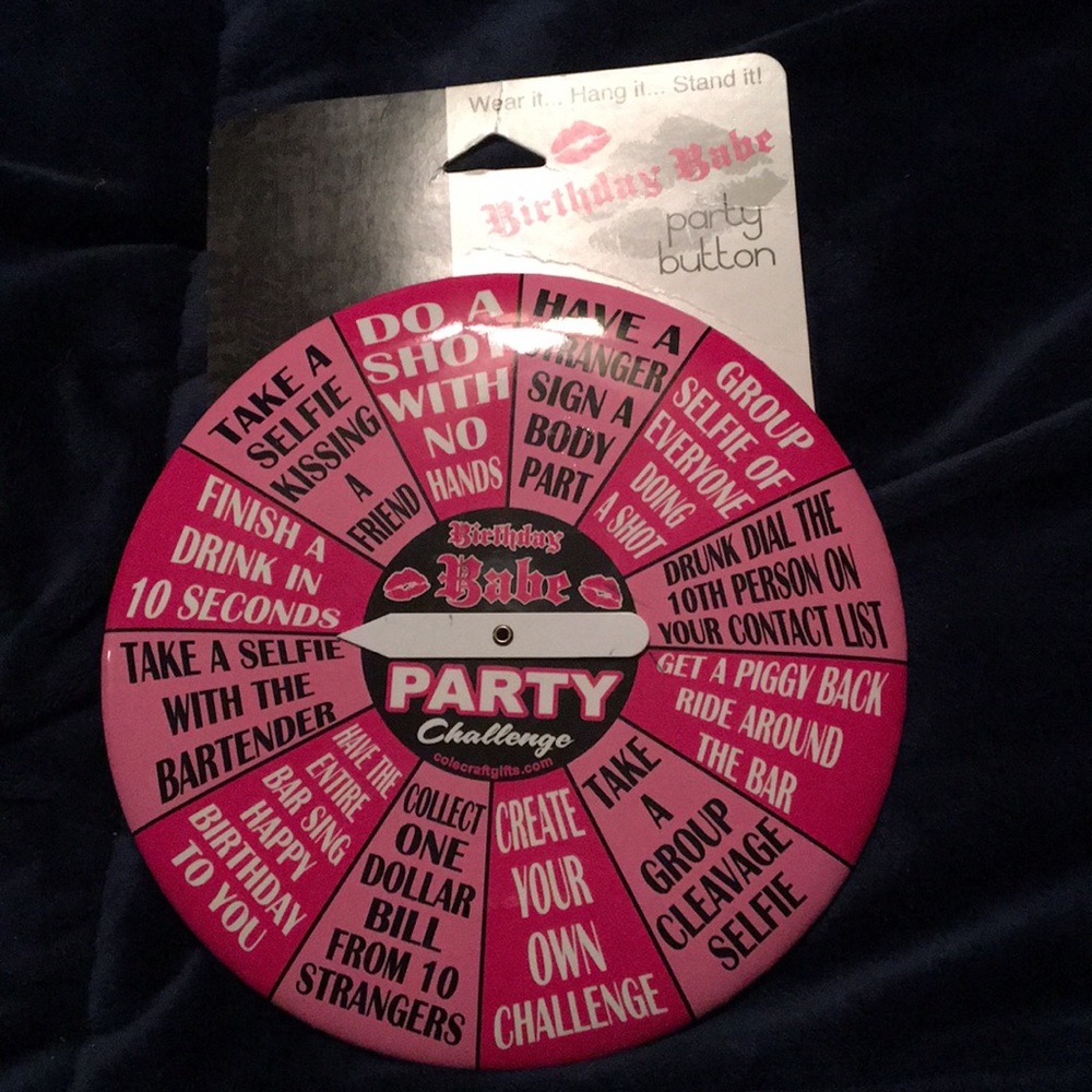 Birthday party button